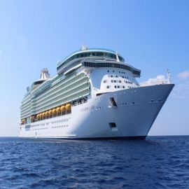 Royal Caribbean aceptará solo pasajeros vacunados en el próximo crucero por el Caribe