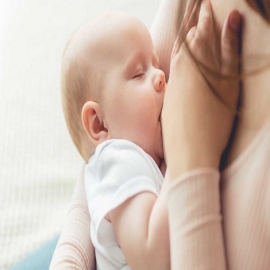 Miles de muertes y lesiones en bebés lactantes se siguen reportando al VAERS después de que sus madres se hayan vacunado contra el COVID