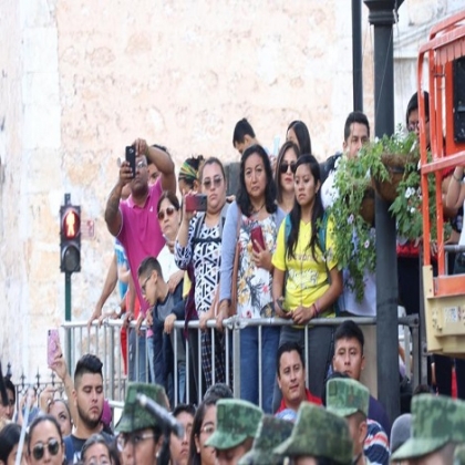 Yucatecas estarán seguras en Plaza Carnaval; les otorgarán transporte gratuito