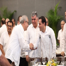 El Gobernador Mauricio Vila Dosal y la Arquidiócesis de Yucatán refrendan colaboración en favor de los que más lo necesitan