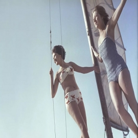 Así eran los bikinis que lucían las mujeres de la Unión Soviética