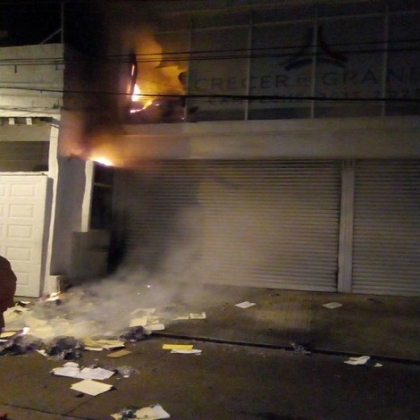 Se incendia oficina de Conciliación y Arbitraje en Campeche; afirman que fue por un corto circuito