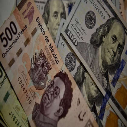 Cotización del peso mexicano se deprecia 3,8% y toca máximo histórico ante dólar