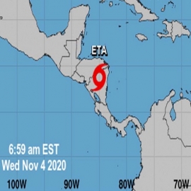Eta continúa degradándose, ya es tormenta tropical; va hacia el Mar Caribe