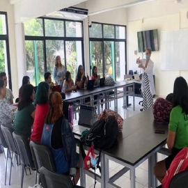 Chetumal: Presentan a estudiantes de Uqroo medidas para prevenir el Covid-19