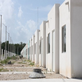 Pretenden beneficiar con casas a 10 mil familias de Quintana Roo