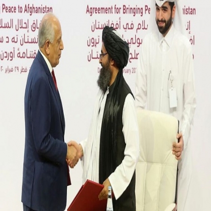 EU y talibanes firman acuerdo de paz