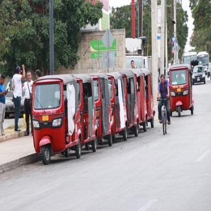 Mototaxis y calesas ya requieren permiso para circular en carreteras de Yucatán