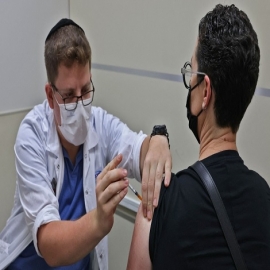 Los datos de un nuevo estudio filtrado del Ministerio de Sanidad Israelí muestran que la vacuna Covid aumenta el riesgo de muerte con el tiempo