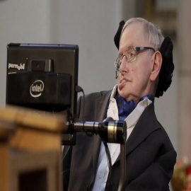 Científicos rusos encuentran una cura para la enfermedad que padecía Stephen Hawking