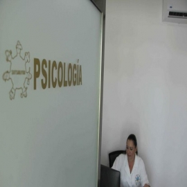 Cancún: Reclutan a psicólogos para atender crisis en cuarentena