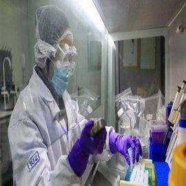 160 médicos reunidos en Londres desaprueban vacuna anticovid porque cambiará nuestro ADN