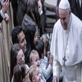 El Papa Francisco saluda al Extremo Oriente por el año nuevo lunar