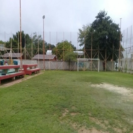Implementa Ayuntamiento limpieza en espacios deportivos de Chetumal