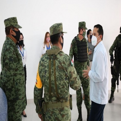 Cancún: Supervisa gobernador hospitales reconvertidos para pacientes con Covid-19