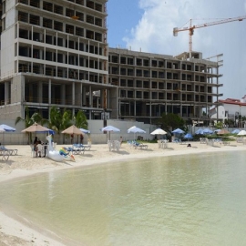 Cancún: Decretan libre acceso a las playas de Quintana Roo