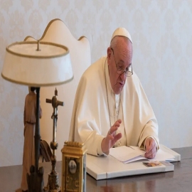 El Papa pide reflexionar sobre la crisis que provocó la pandemia para dar pasos adelante