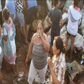 Rapiñan en Campeche tráiler volcado que transportaba cervezas