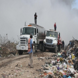 Incendio consume más de 15 mil metros cuadrados de basura en Chetumal
