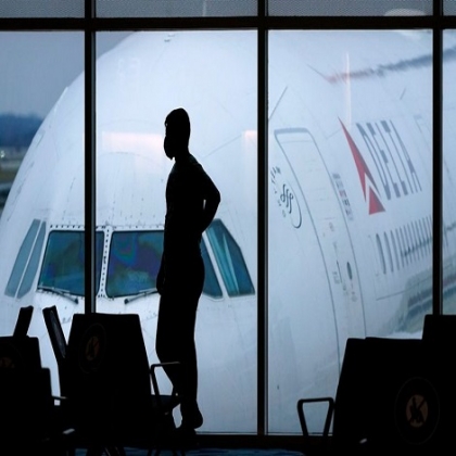 Delta Air Lines cancela unos 100 vuelos