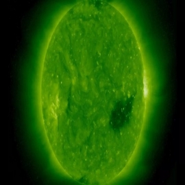 Agujeros coronales y llamaradas: la actividad del Sol se intensifica y se acerca a su punto máximo