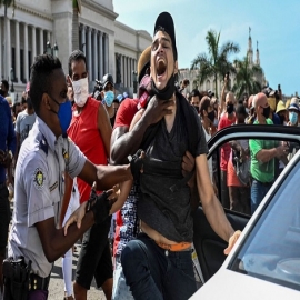 La dictadura cubana propició más de 400 agresiones a la prensa durante el último año
