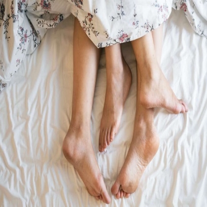 Dormir desnudo tienen más ventajas de las que imaginas, desde bajar de peso a mejorar tu vida sexual